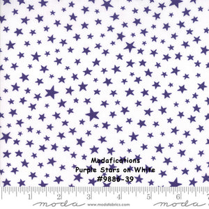 MODAFICATIONS - #9886-45 - Grey Stars on White by Howard Marcus for Moda - Modern - Grey - White - Stars - Modern- Great for Mask Making